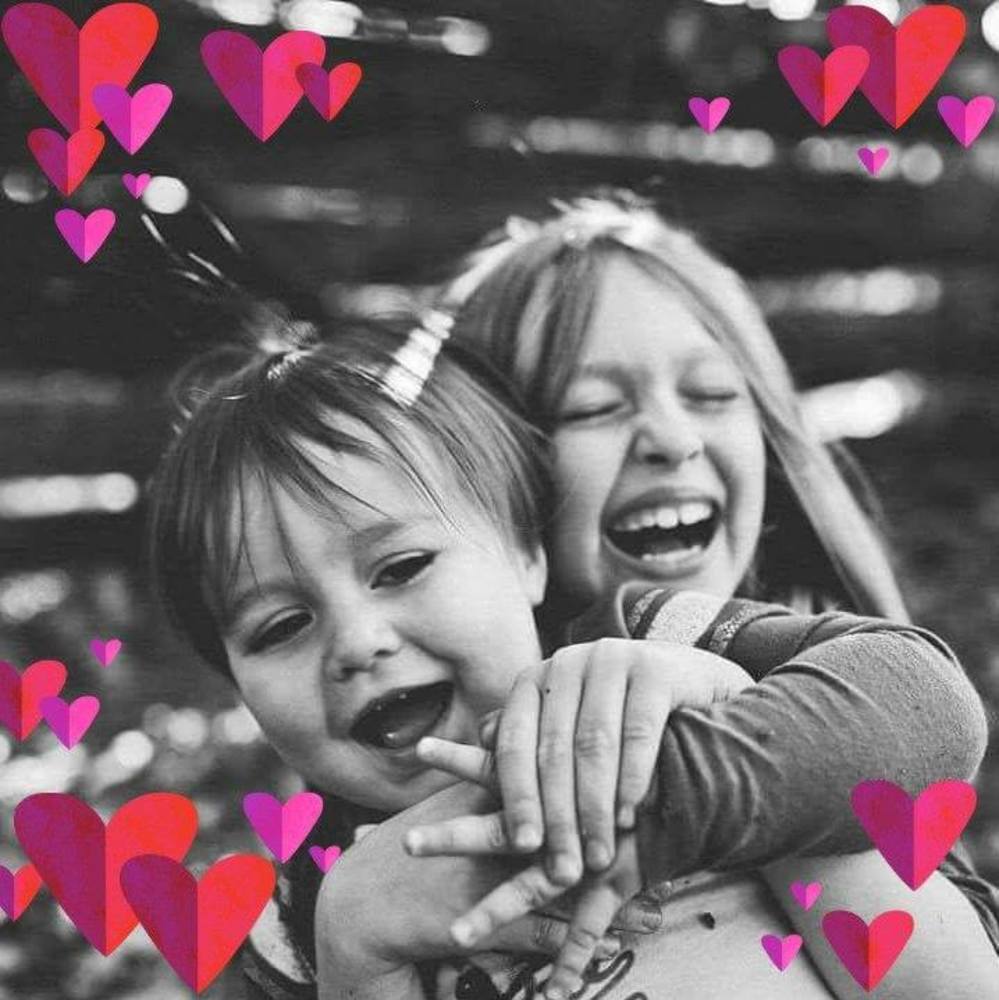 Meet your Posher, Izza